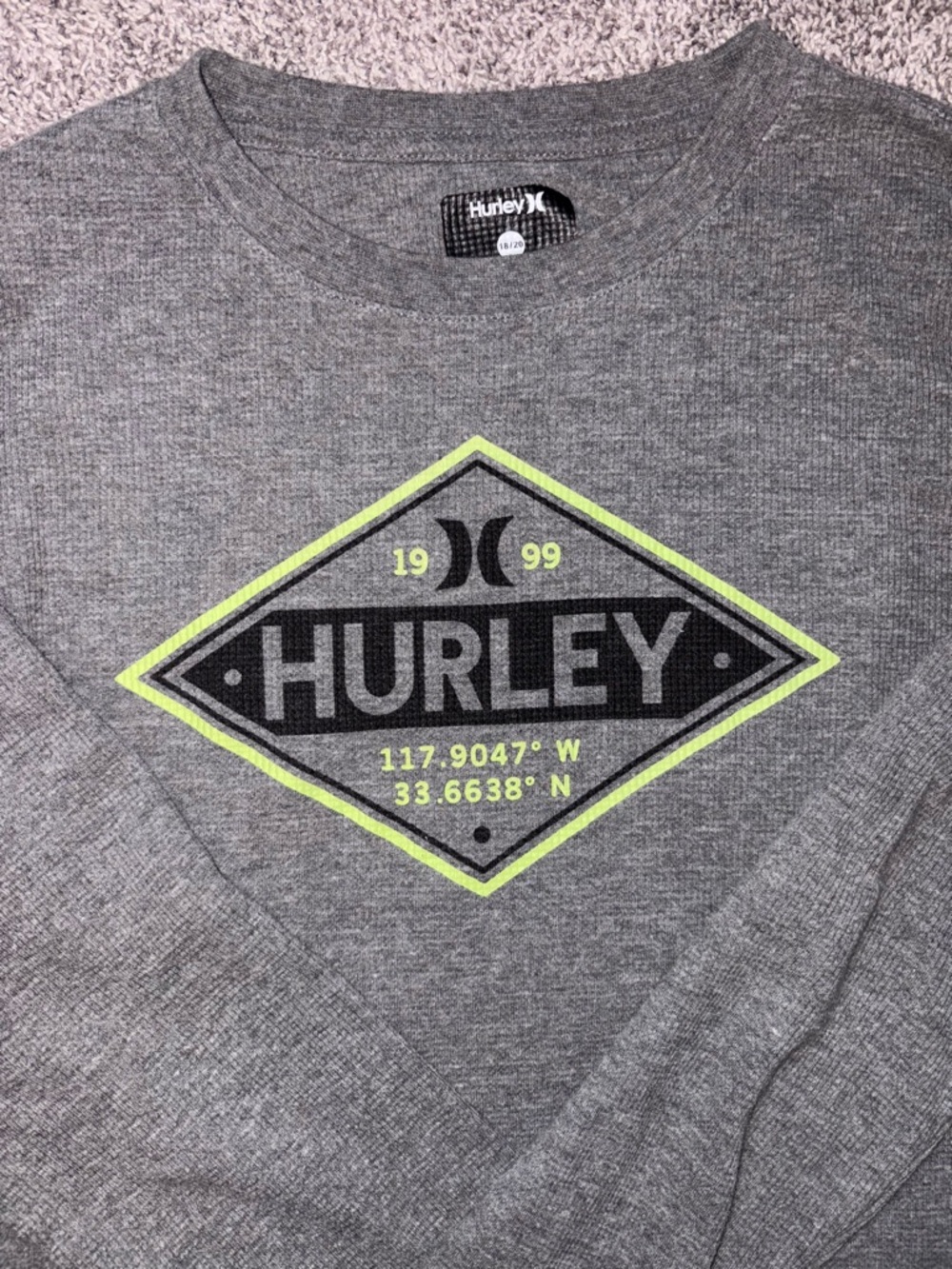 Hurley Vintage Y2K Gray Long Sleeve Logo Shirt - Picture 2 of 4